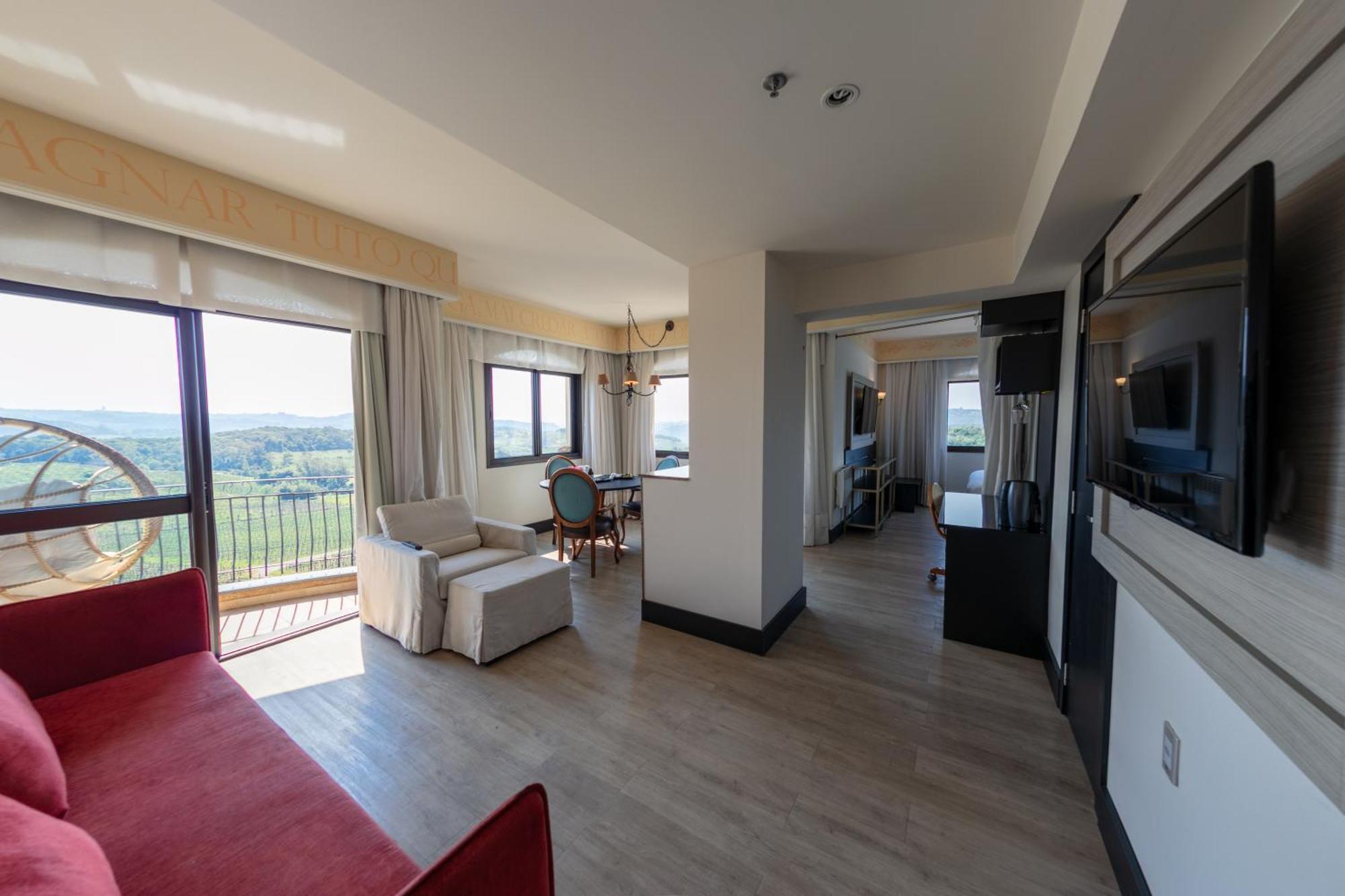 Spa Do Vinho Condominio Vitivinicola Bento Gonçalves Exteriör bild Suite
